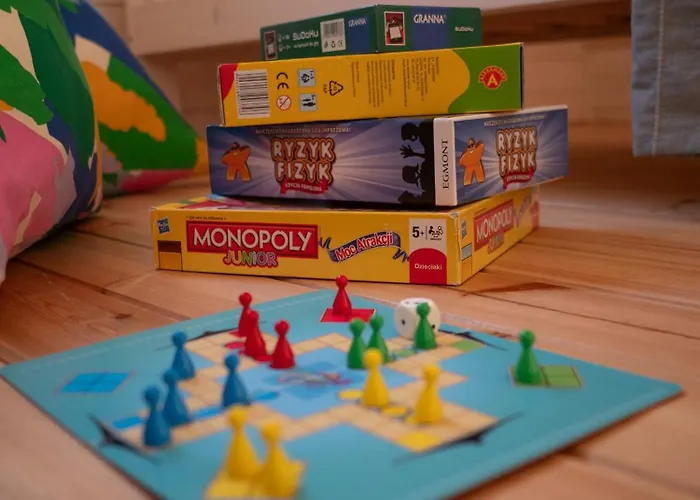 Apanowka Z Balia Jacuzzi Sauna 木屋 Trzebiechowo