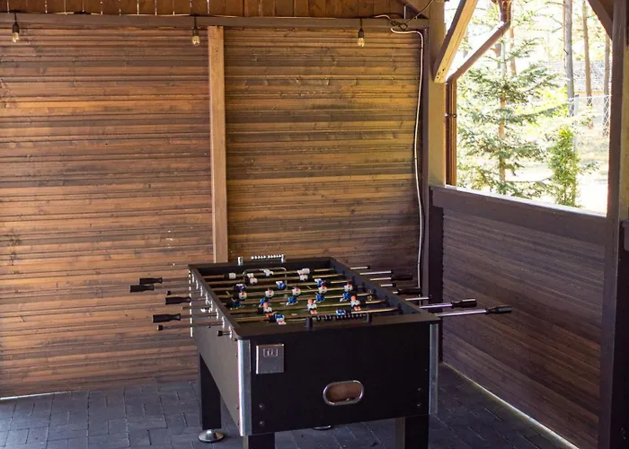 Apanowka Z Balia Jacuzzi Sauna בקתה